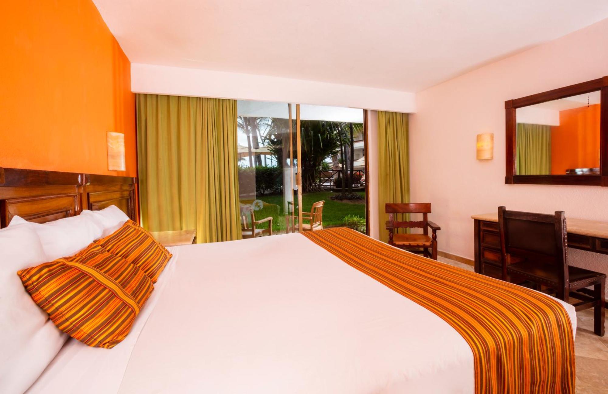 Las Palmas By The Sea All Inclusive Puerto Vallarta Eksteriør billede